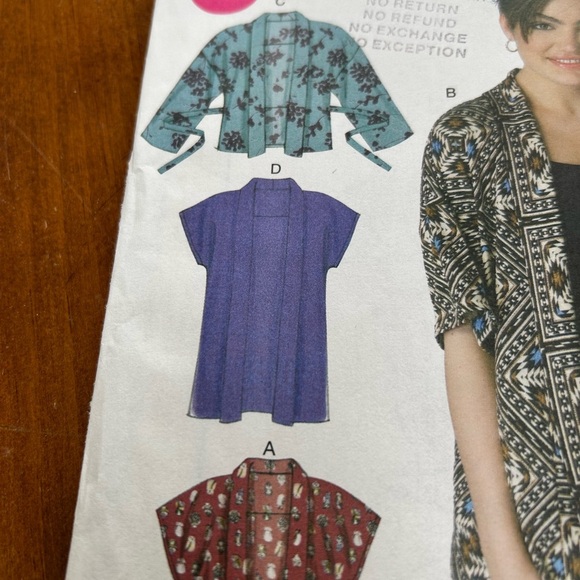 McCall's M7200 Sewing Pattern small - small - medium- - Picture 3 of 8